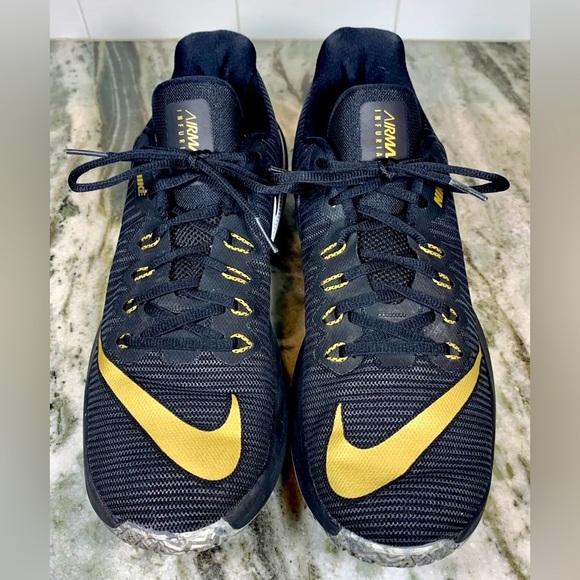 Nike Air Max Infuriate 2 Mens Basketball Shoes Low Sz 10.5 908975-090 Black Gold - Picture 4 of 10